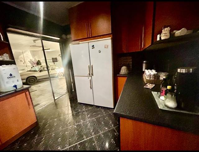 3 BEDROOM HOUSE FOR SALE IN VANDERBIJLPARK SW 1